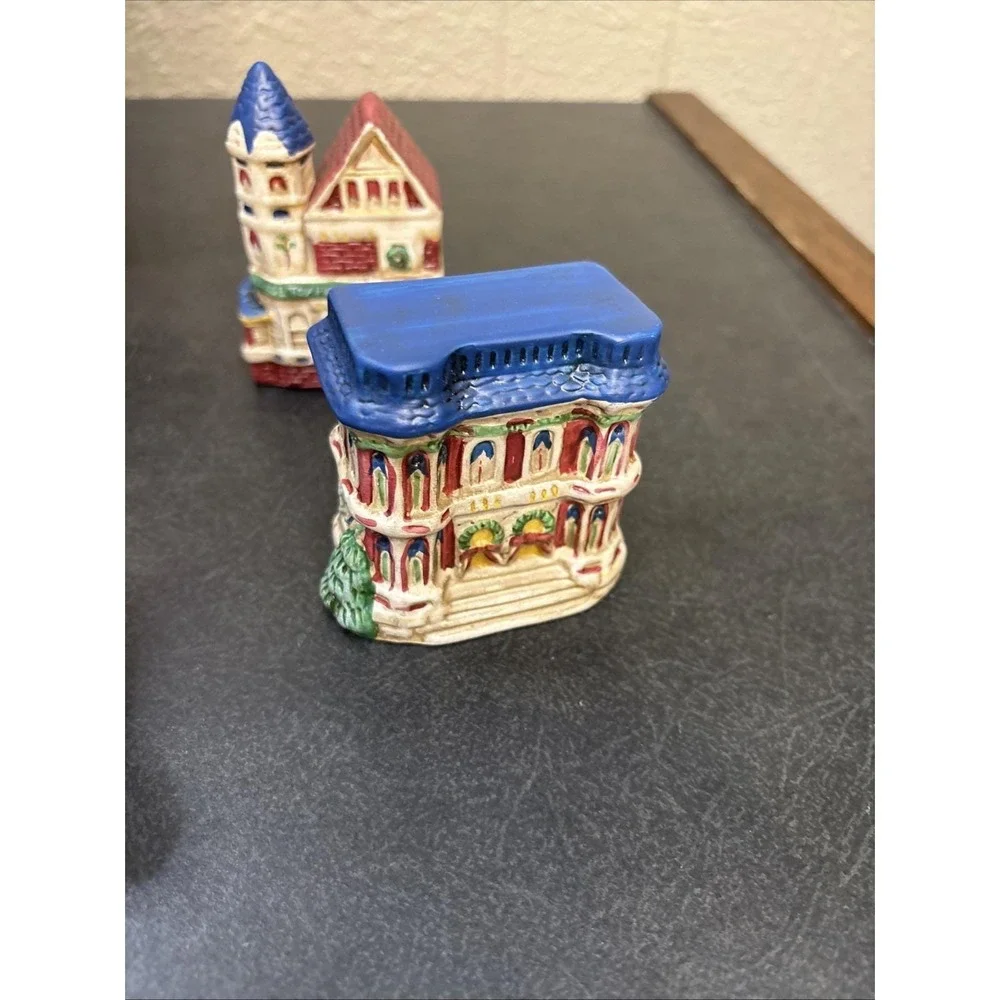 Vtg~Set Of 4~Christmas Village Ceramic Napkin Ring~Holiday Houses~IOB